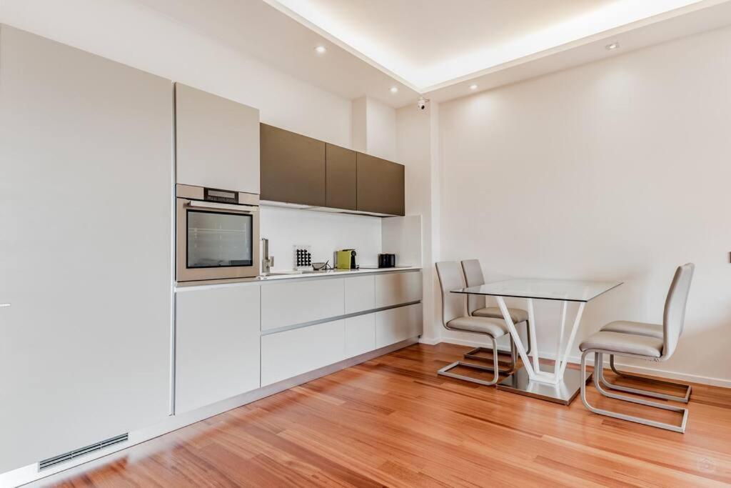 Luxury Apartment Front Of Cavalieri Hilton Hotel 로마 외부 사진